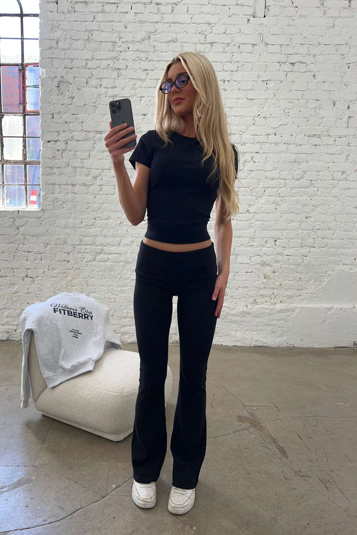 YOGA PANTS
